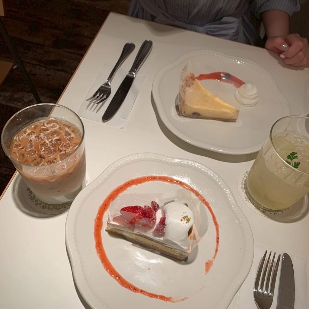 食事デート パパ活女子 可愛い 平和